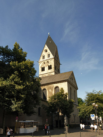 Foto Westturm der St Aposteln - Köln