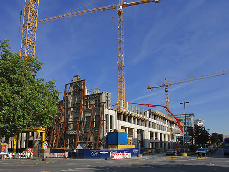 Foto Baustelle auf der Kreuzung Komödienstraße Tunisstraße