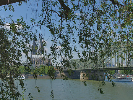 Foto Hohenzollernbrücke am Kölner Dom - Köln
