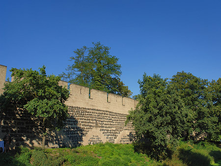 Fotos Stadtmauer am Sachsenring | Köln
